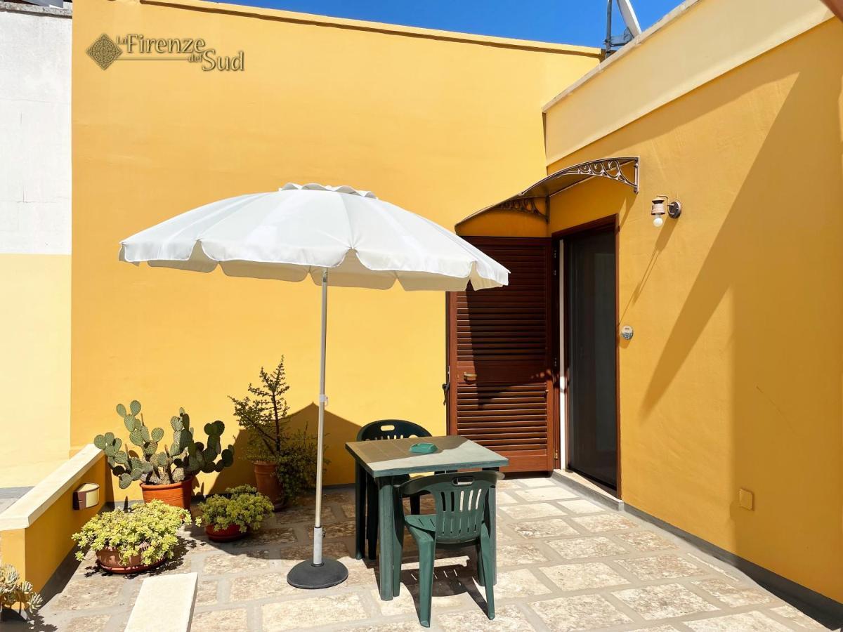 Bed and Breakfast La Firenze Del Sud Lecce Exterior foto