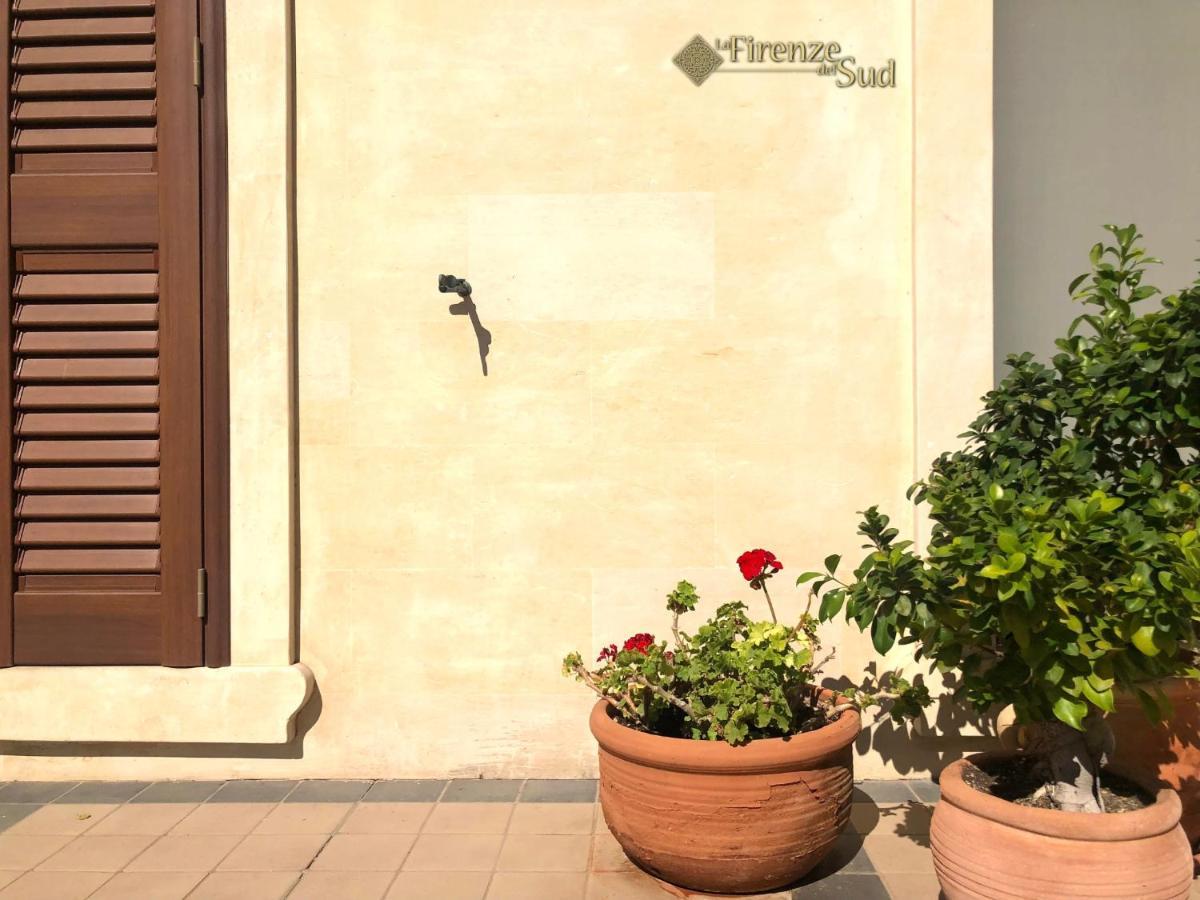 Bed and Breakfast La Firenze Del Sud Lecce Exterior foto