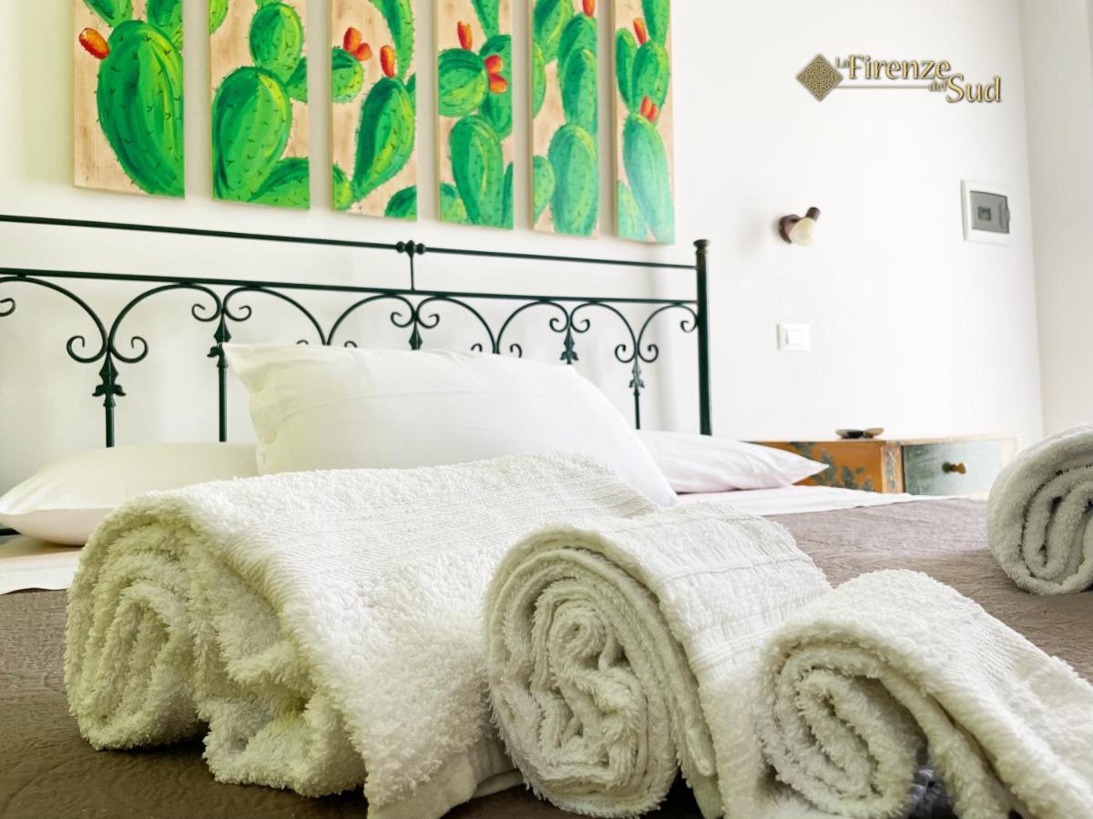 Bed and Breakfast La Firenze Del Sud Lecce Exterior foto