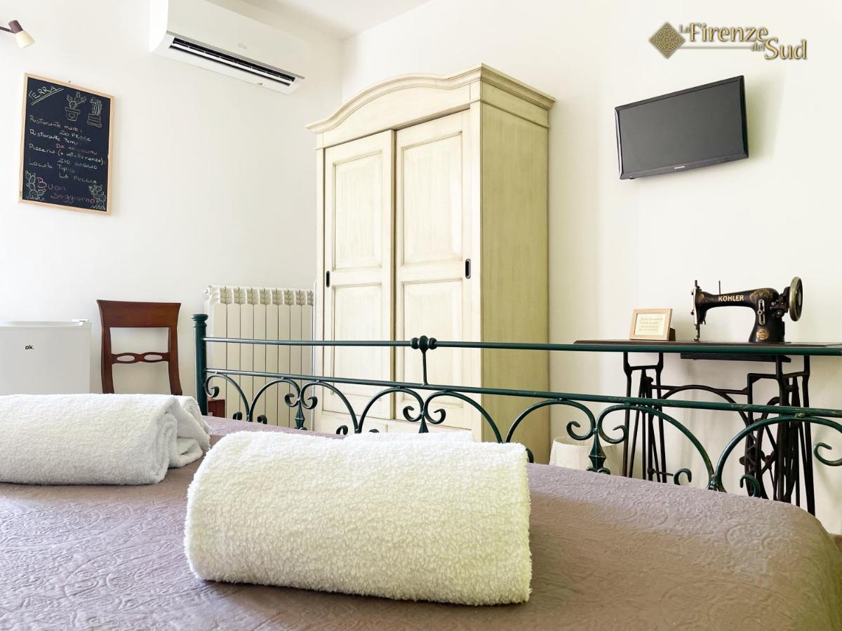 Bed and Breakfast La Firenze Del Sud Lecce Exterior foto